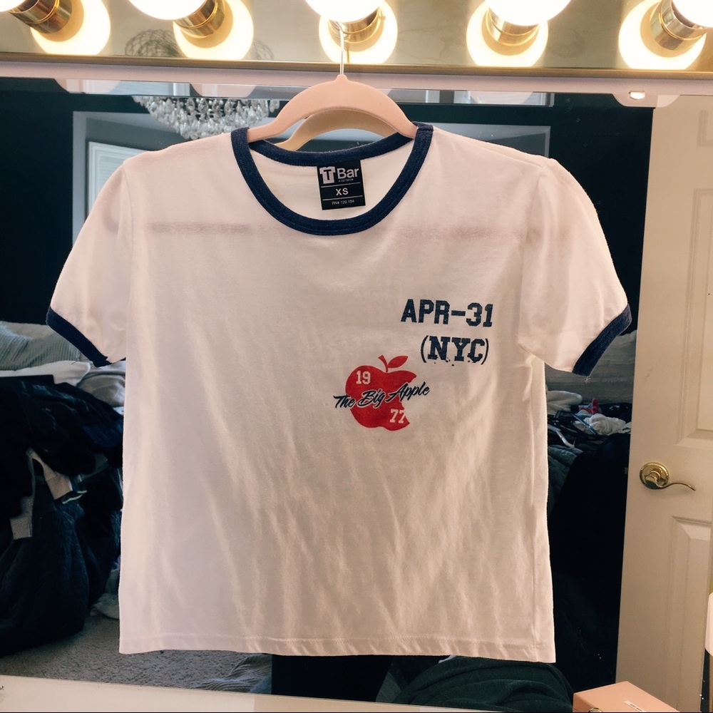 ‼️SOLD‼️ Big apple NYC travel vintage tee